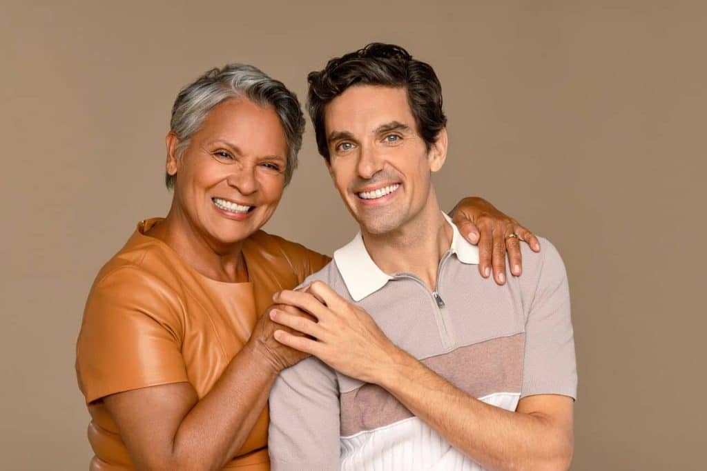 starší žena mladší muž vztah